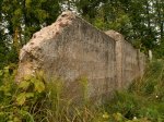 fragment muru cmentarnego