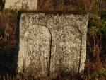 Podwjna macewa na cmentarzu ydowskim we Frampolu
