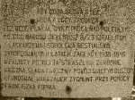 tablica na pomniku ofiar Holocaustu w askarzewie